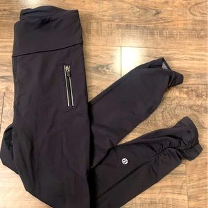 Lululemon size 4 full length black leggings